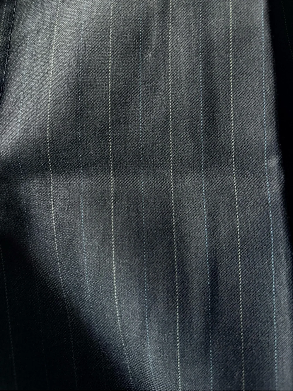 Lauren Ralph Lauren Mens 42L 2 Piece Suit Wool navy pinstripes. W36 L31 cuffed